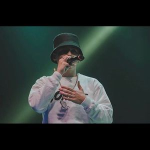 Meet your Posher, Omar